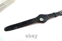 Swatch Watch SKULLING TIME GB220 New Old Stock 2004 with Case Treasure Hunt NOS