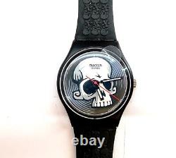 Swatch Watch SKULLING TIME GB220 New Old Stock 2004 with Case Treasure Hunt n2