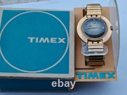 Timex Electric UFO FLYING DISC 1970'S NEW OLD STOCK WORKING PERFECTLY NOS