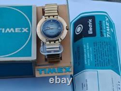 Timex Electric UFO FLYING DISC 1970'S NEW OLD STOCK WORKING PERFECTLY NOS