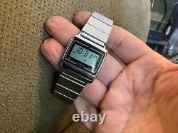 Timex Q Slickie mens quartz alarm watch new battery & nos band 1984 fit to 7.5in