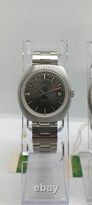Two Glycine automatic watches, vintage New Old Stock (NOS) models. (Compresor)