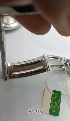 Two Glycine automatic watches, vintage New Old Stock (NOS) models. (Compresor)