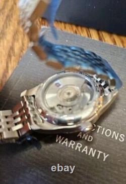 VICTORINOX SWISS ARMY AMBASSADOR Watch 241075 (RARE NOS) 32mm Face / Unisex