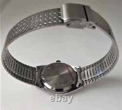 Vintage 1970s CARAVELLE Hand Wind Men's Watch- New Old Stock