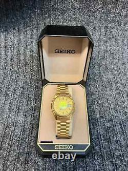 Vintage NEW OLD STOCK Seiko 5 7S26-6009 Day-Date Automatic Gold Tone 34mm Watch