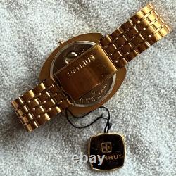 Vintage NOS Benrus K301 70's digital watch
