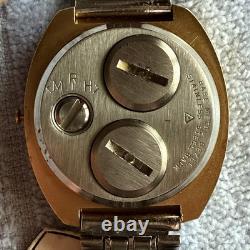 Vintage NOS Benrus K301 70's digital watch