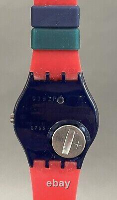 Vintage NOS Swatch Watch Good Shape GN704 New Old Stock 1990 with Case