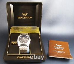 Vintage NOS Waltham Silver Tone Automatic Mens Day Date Watch 1970