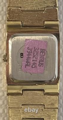Vintage New Old Stock Benrus Gold Tone Melted Nugget Diamond Quartz New Battery