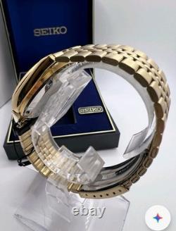 Vintage New Old Stock Seiko Automatic 17 Jewels Day Date Gold Tone Elegant Sport