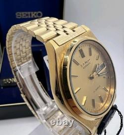 Vintage New Old Stock Seiko Automatic 17 Jewels Day Date Gold Tone Elegant Sport