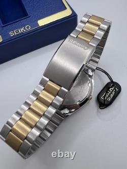 Vintage New Old Stock Seiko SQ President Gold Silver Tone Day Date Watch Classy