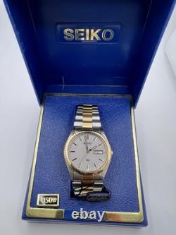 Vintage New Old Stock Seiko SQ President Gold Silver Tone Day Date Watch Classy