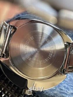 Vintage Timex Mechanical UFO style case. New Old Stock Condition