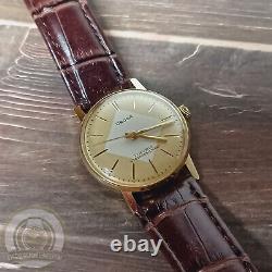 Vintage Watch Uroga Two Tone Stossgesichert NOS Men 1960-1969 NEW OLD STOCK