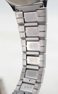 Vtg Men's 70s NOS Silver & Black Quartzmatic Solid State Digital Watch In Box