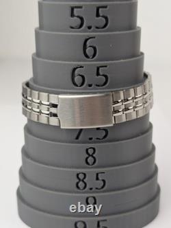 Vtg NEW OLD STOCK Lorus Silver Tone Quartz Watch 35mm Lumed Dial Men's V501-0020