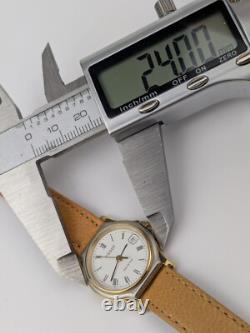 Vtg NOS Tissot Seastar 24mm Ladies Wristwatch Two-tone Leather Strap S427/S327
