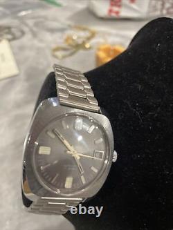 Waltham 905 Men's Automatic 17J New Old Stock. Excellent Condition Runs