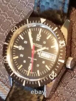 Waltham Diver Watch, Day-date, Incabloc, 25 Jewel, Automatic, New Old Stock Case